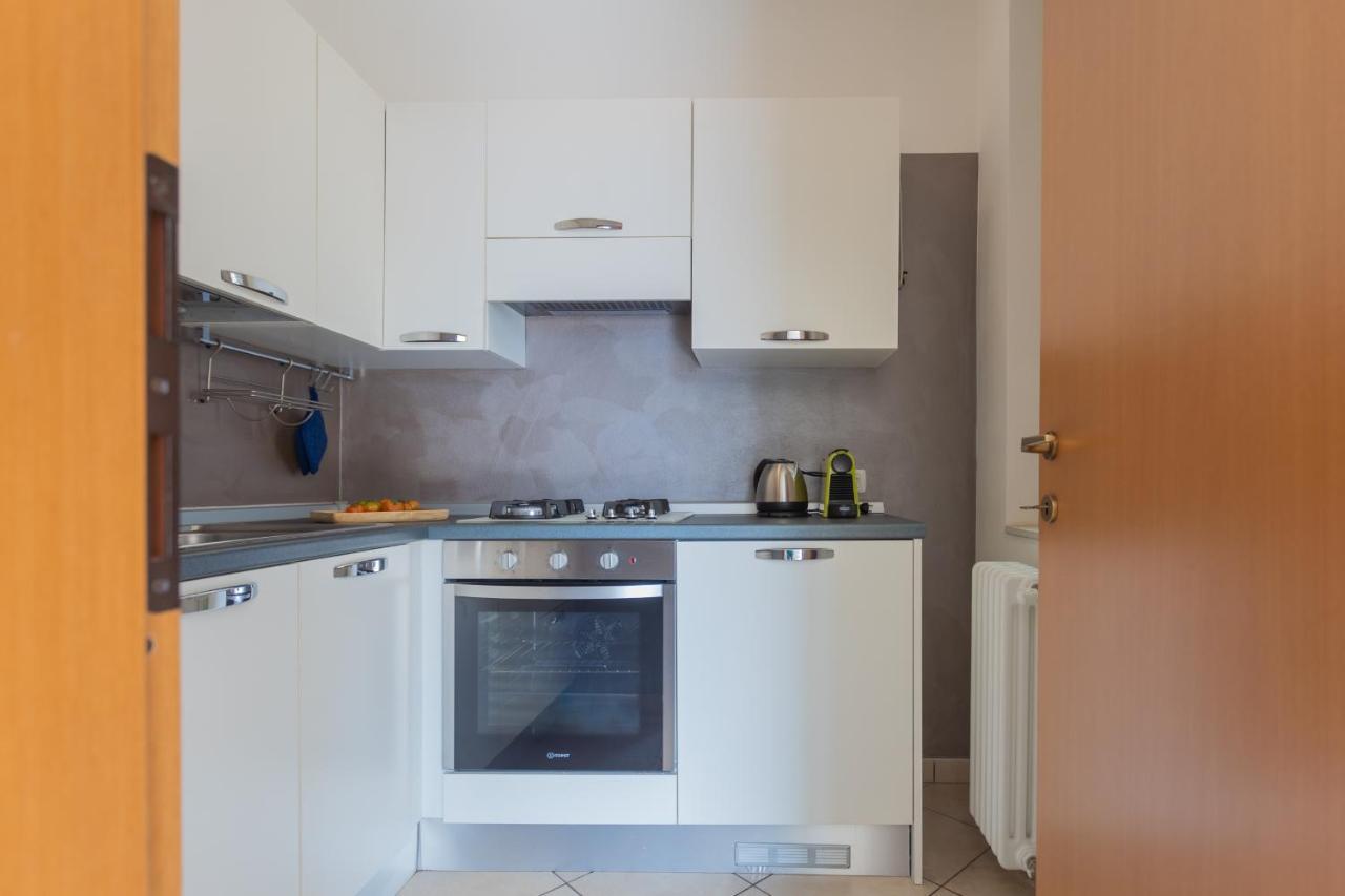 Blue Bliss Apartment By Rent All Como Colonno Exterior foto
